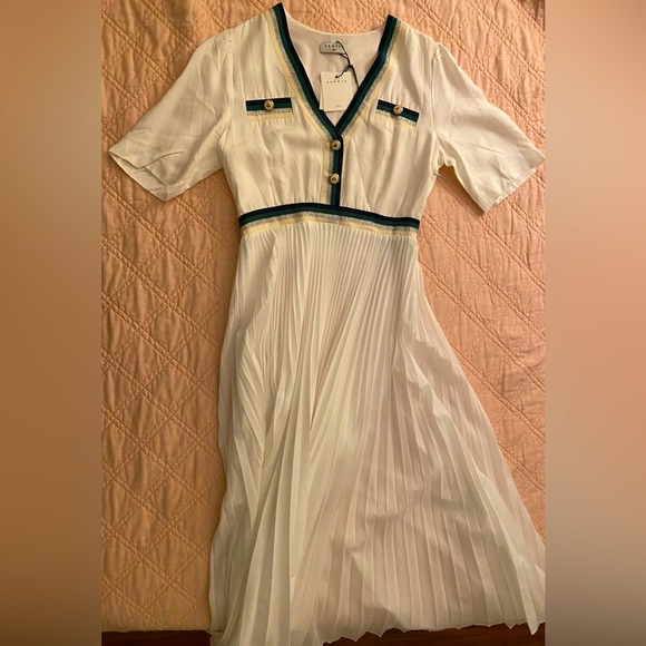 Sandro White Dress Size 38 NWT - Picture 1 of 2